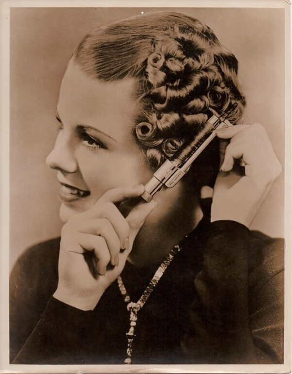 unknown actress with 1930s pro curler (2)