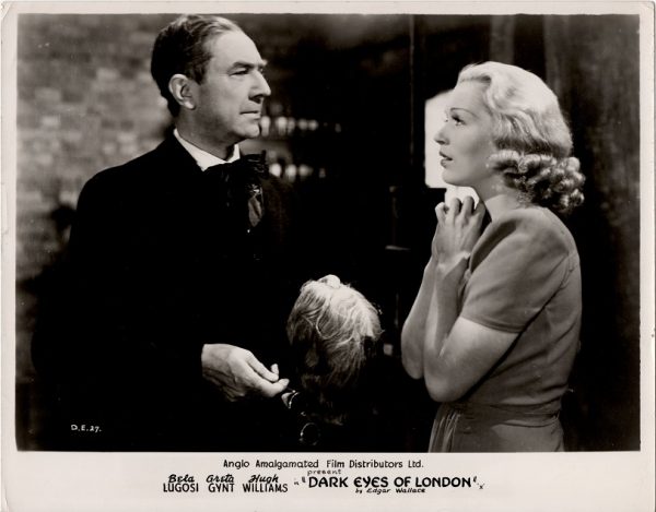 dark eyes of london still with Bela Lugosi and Greta Gynt (7)