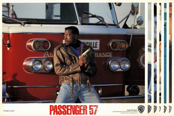 Passenger 57 Us Lobby Cards (29)