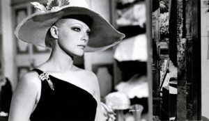 Arabella Stills 8 X 10 With Virna Lisi